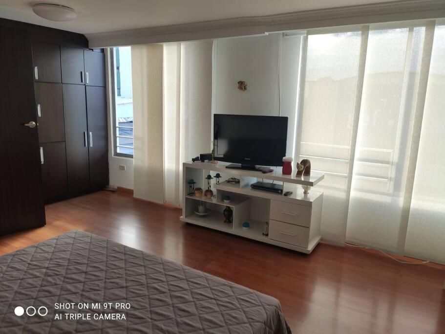 Apto con mejor ubicación estratégica en la ciudad - Housity