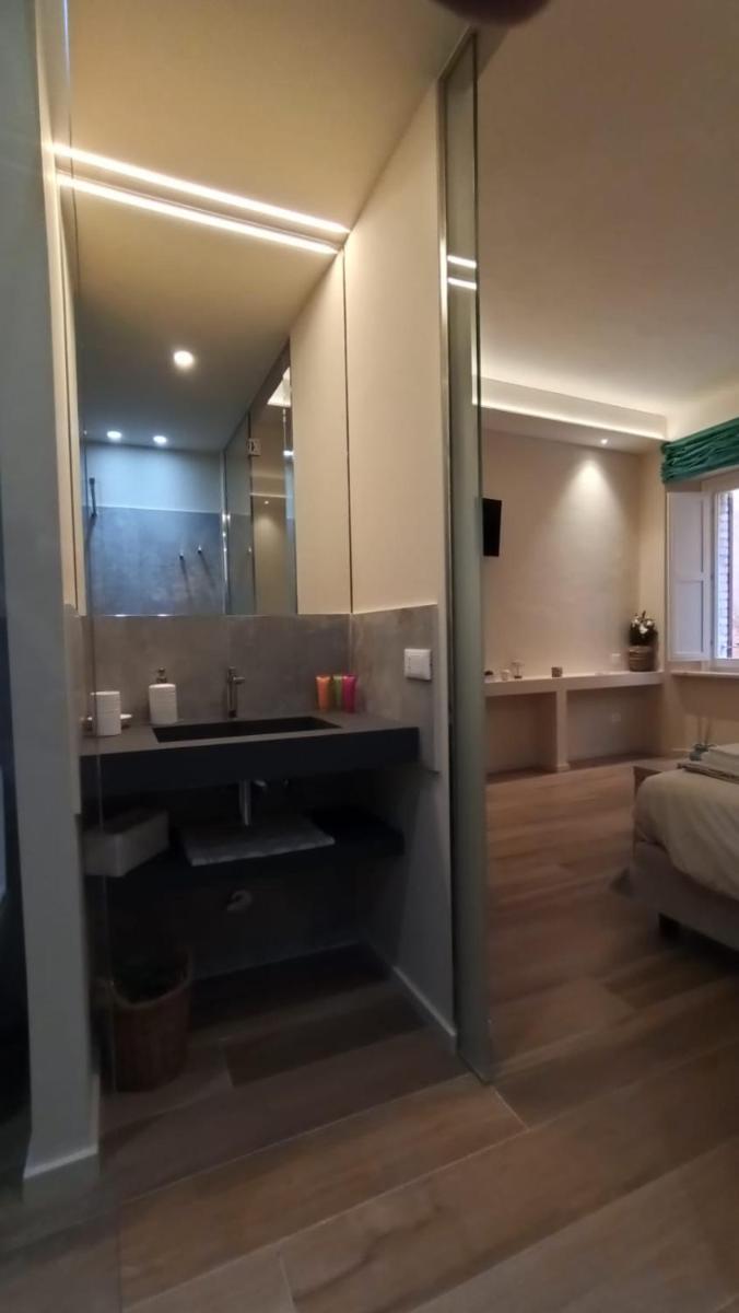La Romantica camere e wellness - Housity
