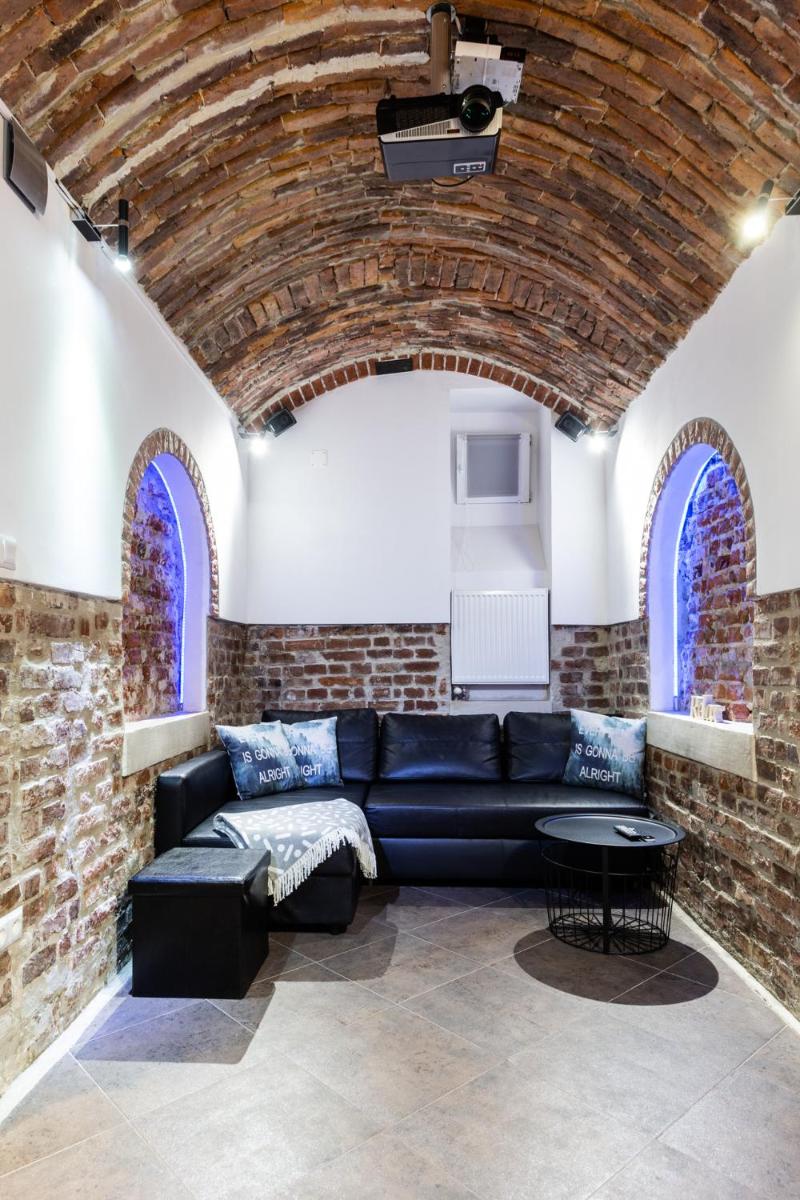 XXL Apartment Old Town 24 h - check in, Wi-Fi - Housity
