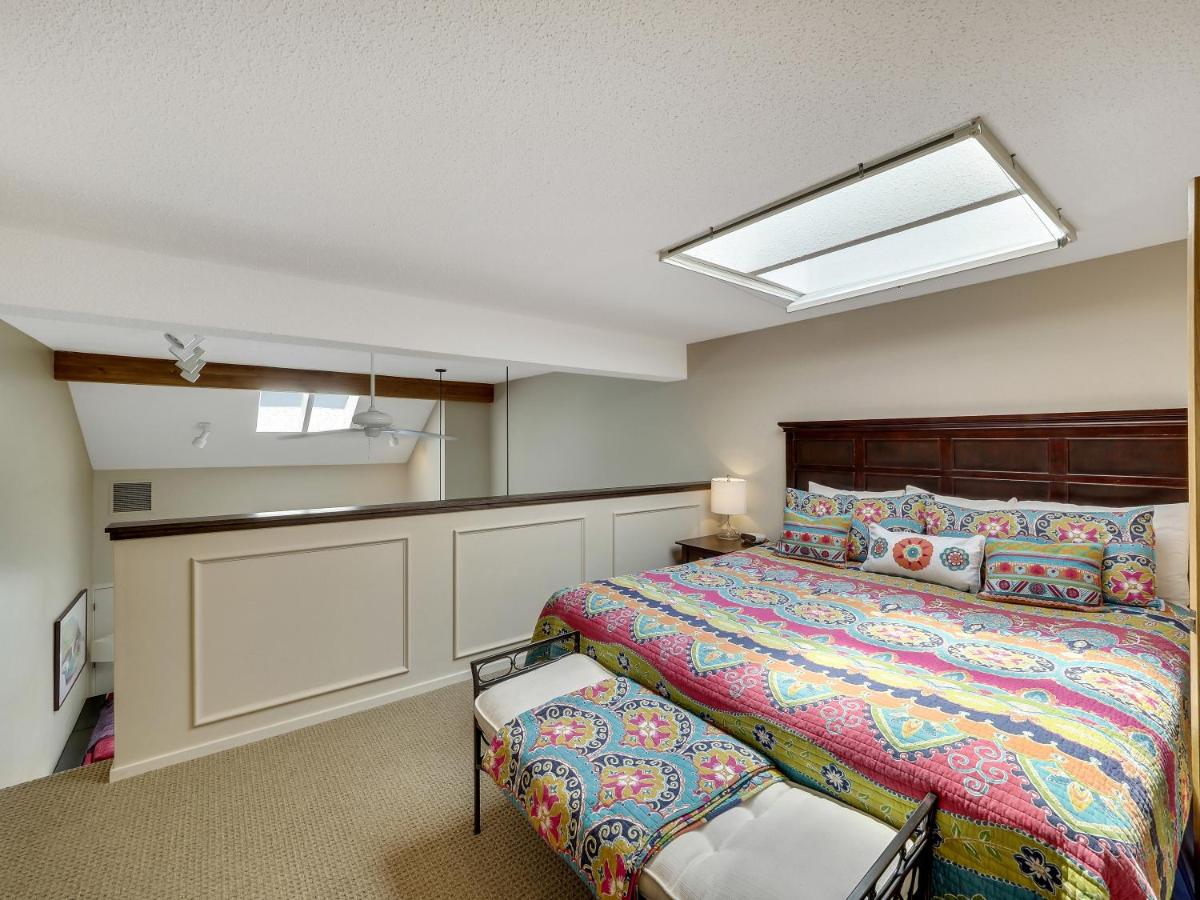 343 Edgewater Inn - Housity