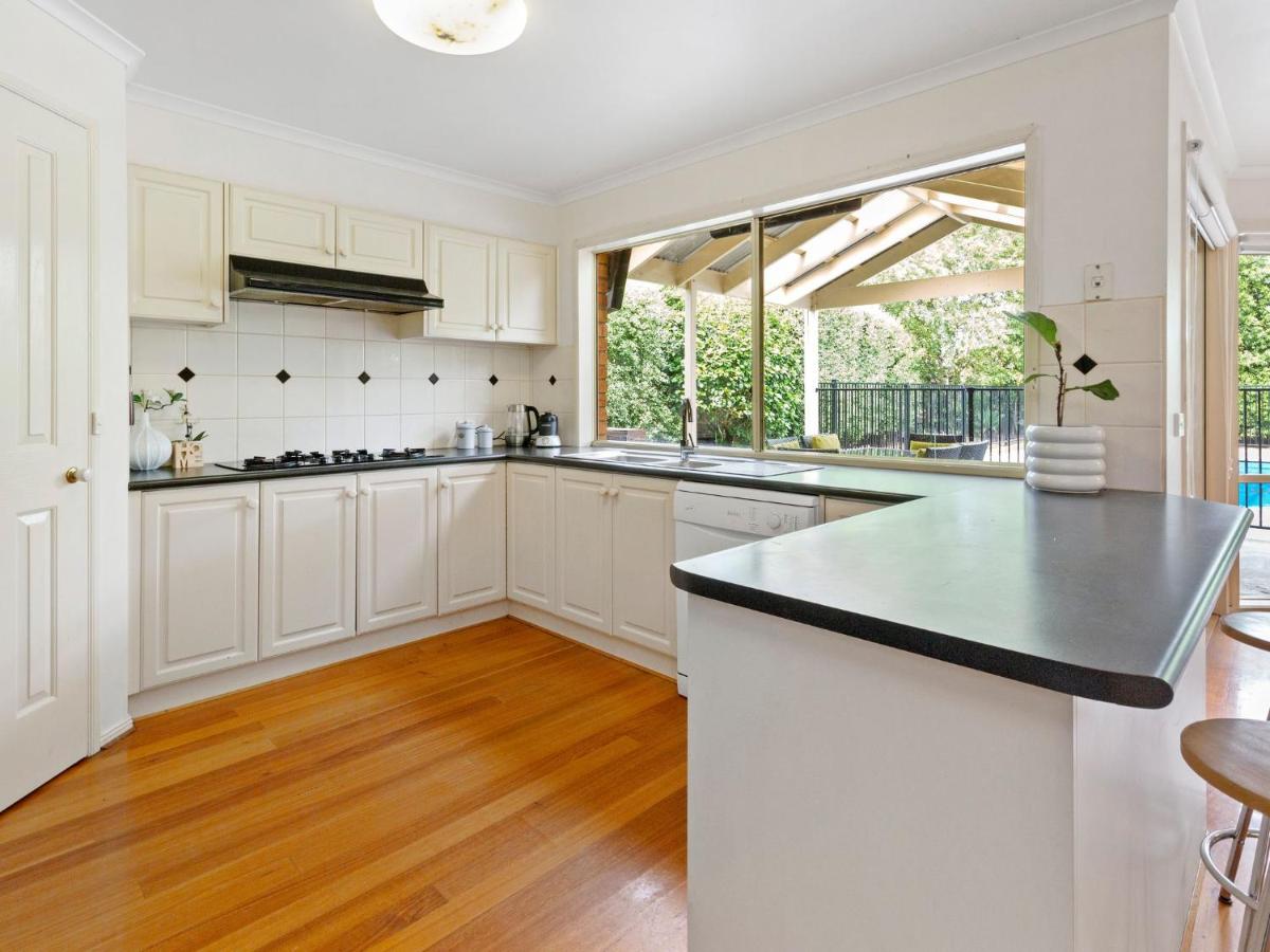 FAMILY ENTERTAINER Mormington - Housity