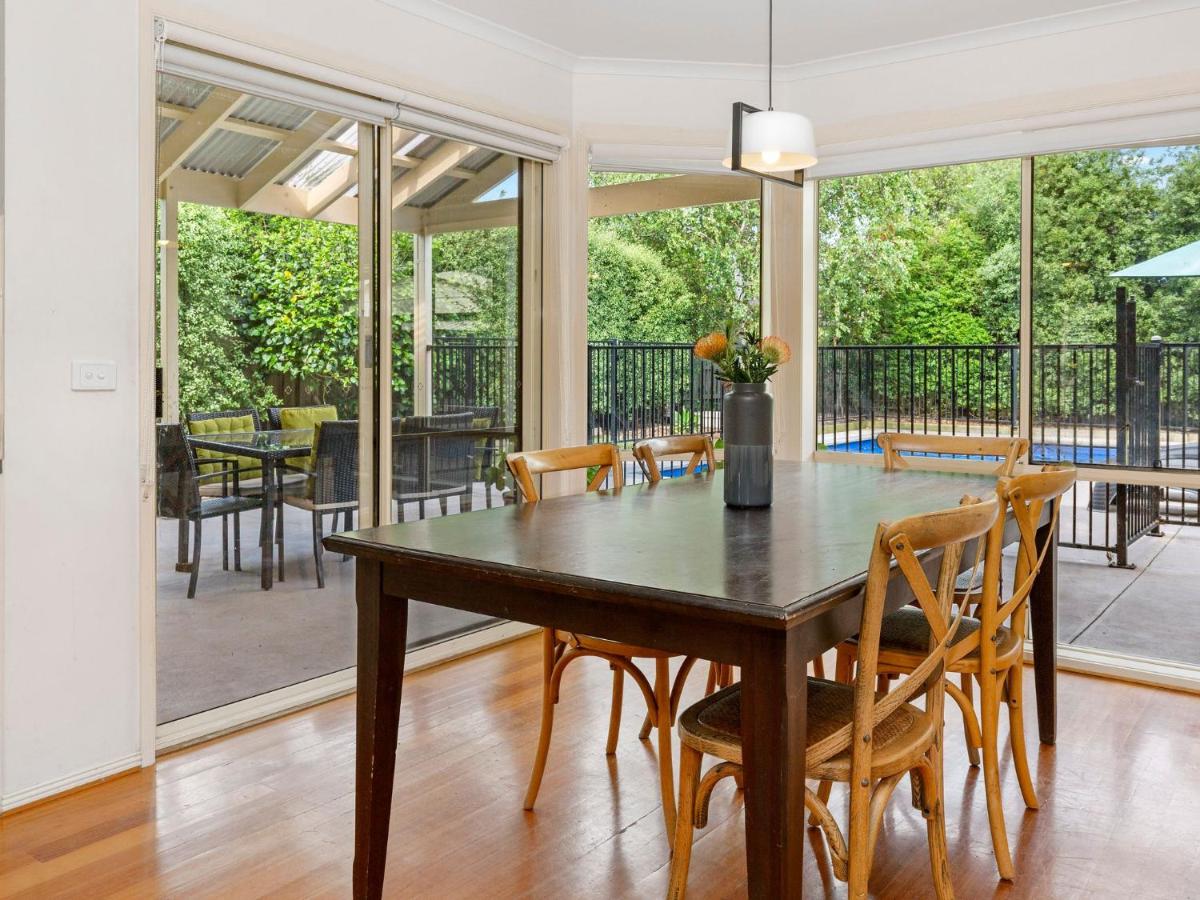 FAMILY ENTERTAINER Mormington - Housity