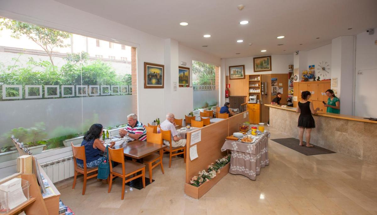 Hotel Cosmos Tarragona - Housity