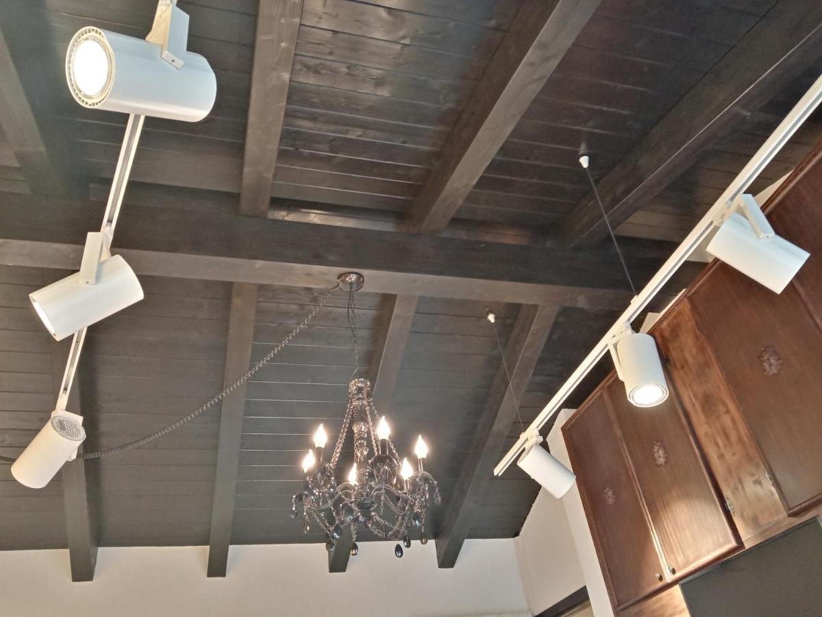Einaudi 56 Guest House - Housity