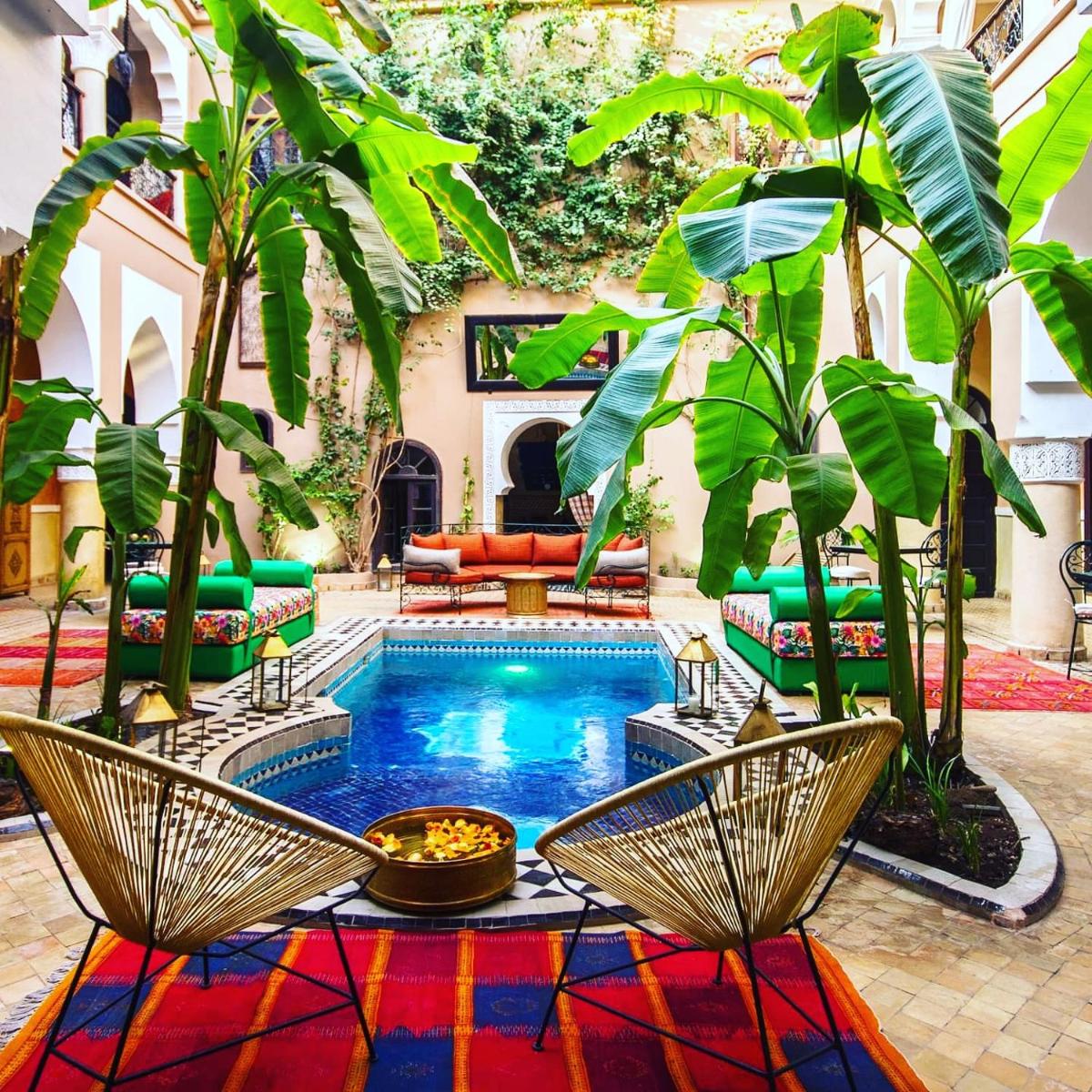 Riad Nabila - Housity