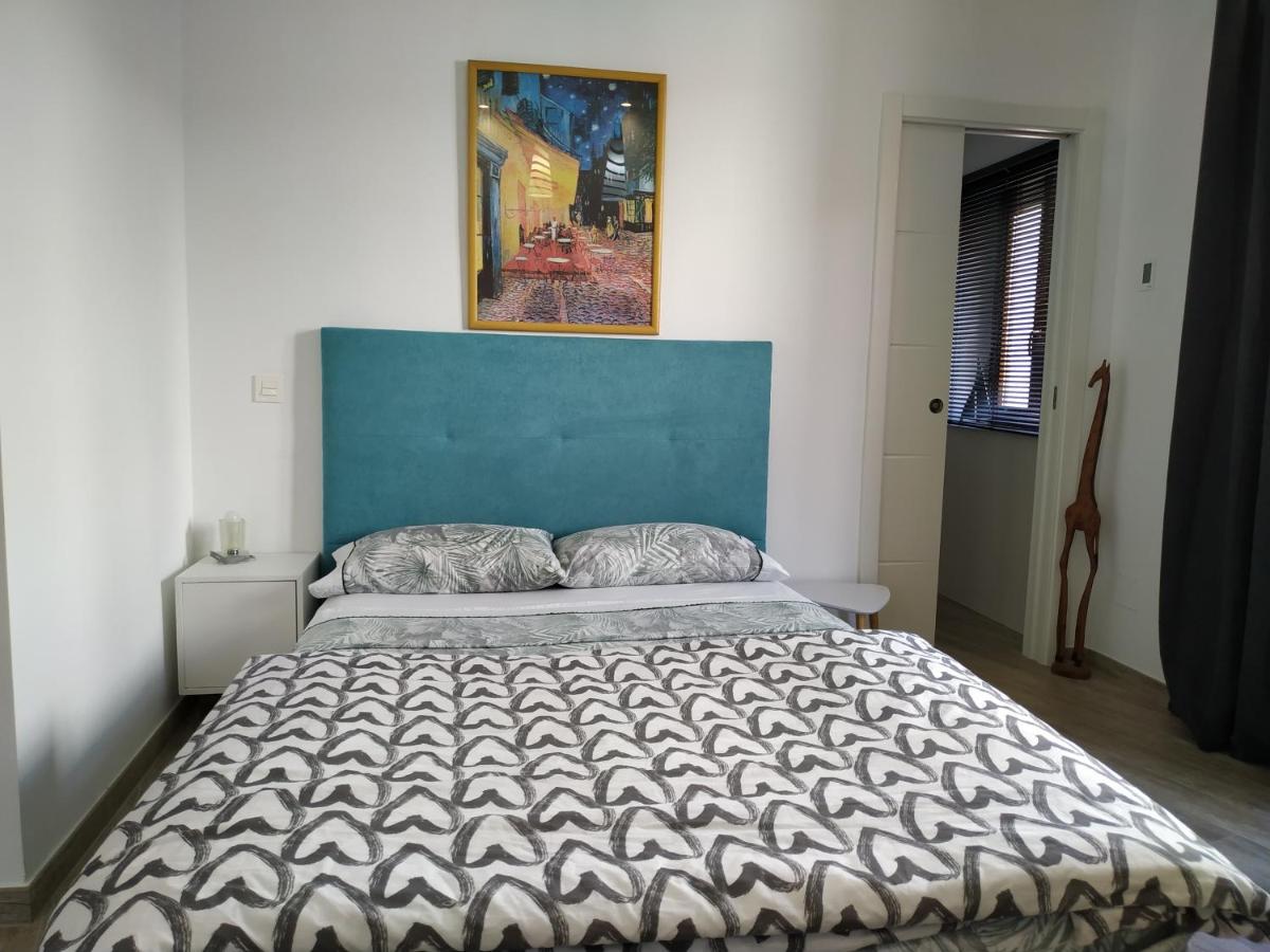 Altozano Room I, Estudió, centro de Málaga, GayFriendly, Wi-Fi gratis - Housity