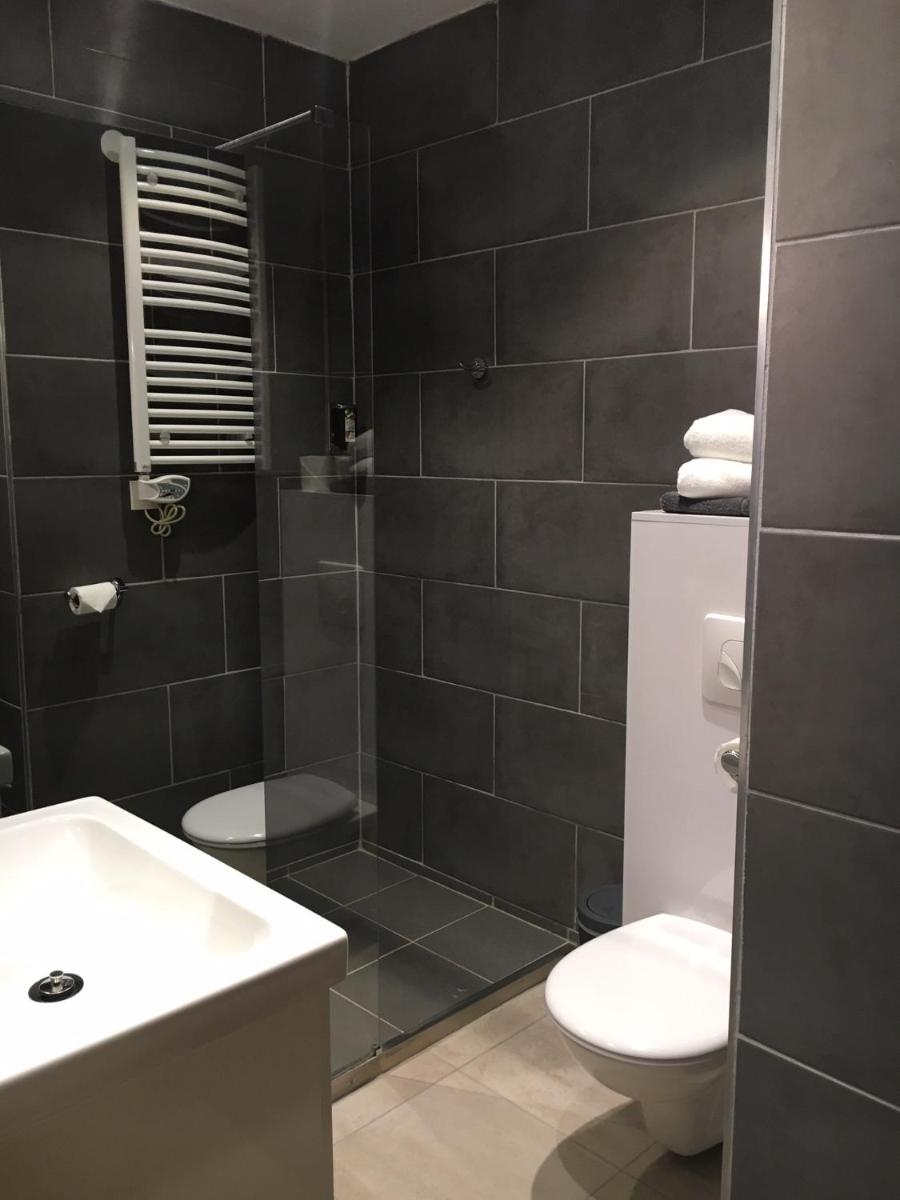 Logis Hotel Le Val Sarah - Housity
