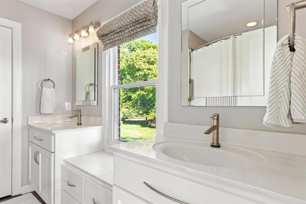 Best Yard Ever - Housity