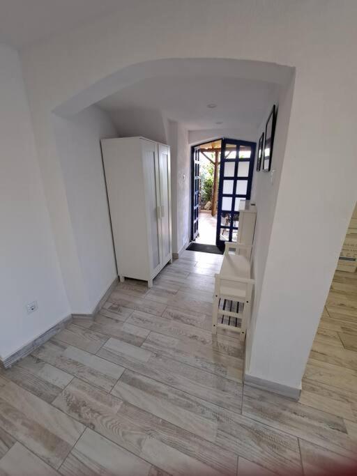 Tenerife Apartment Dulcynea with terrace and garden 600m2 with ocean and Teide view - Housity