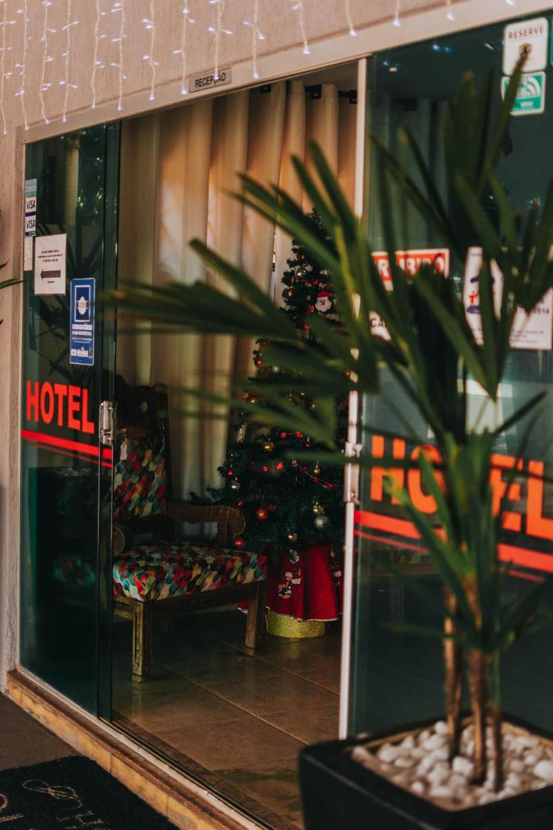 Hotel Oliveira - Housity