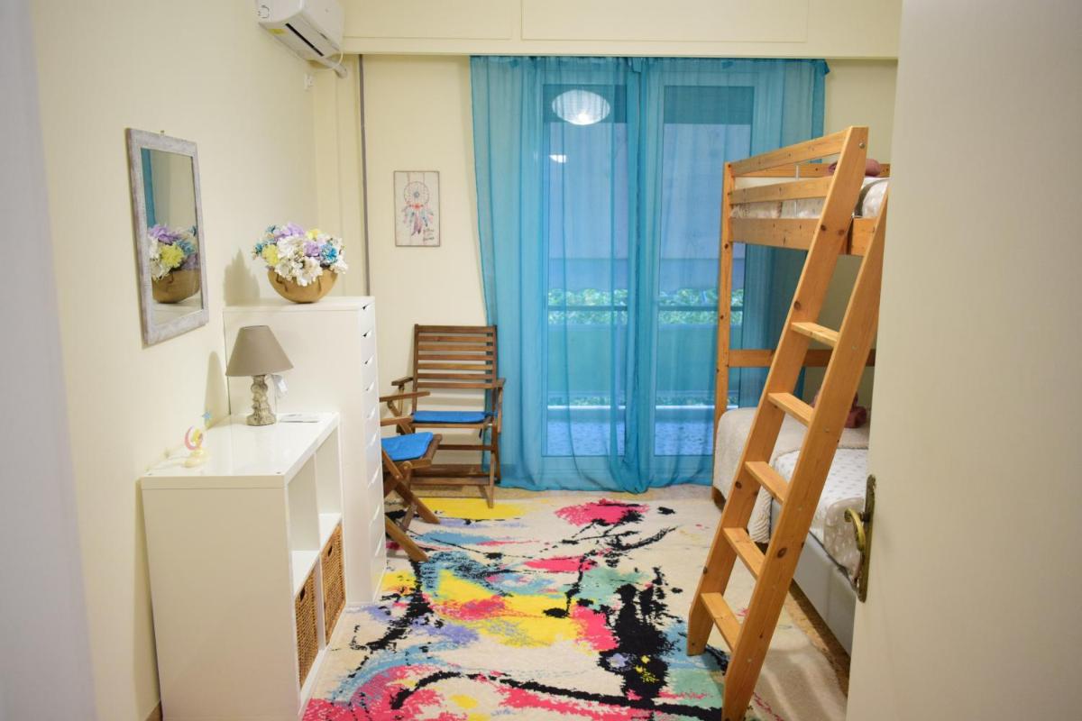 Suitetrails - Antonia's 2bedroom with garden and private parking by MK