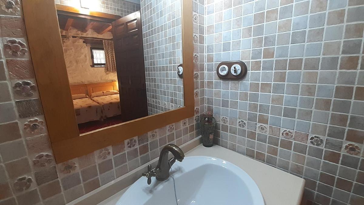 Casa rural Isabel y Fernando - Housity