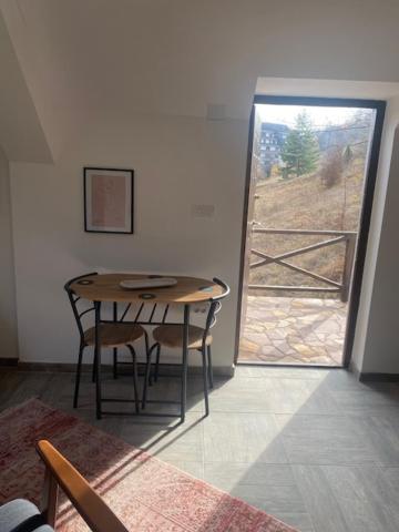 Dvosobni apartmani KopaNiK, Kopaonik (Brzece) - Housity