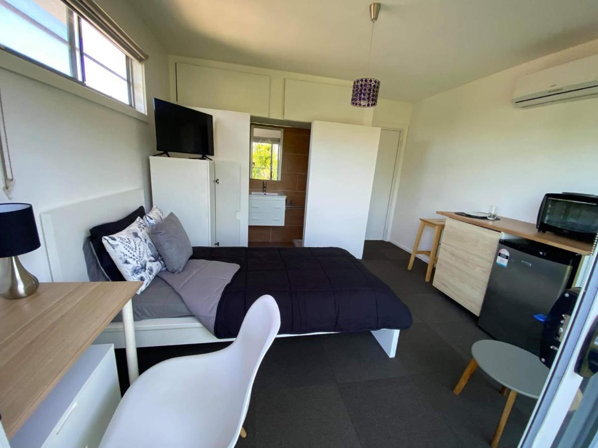Suitetrails - Melbourne studio apartment
