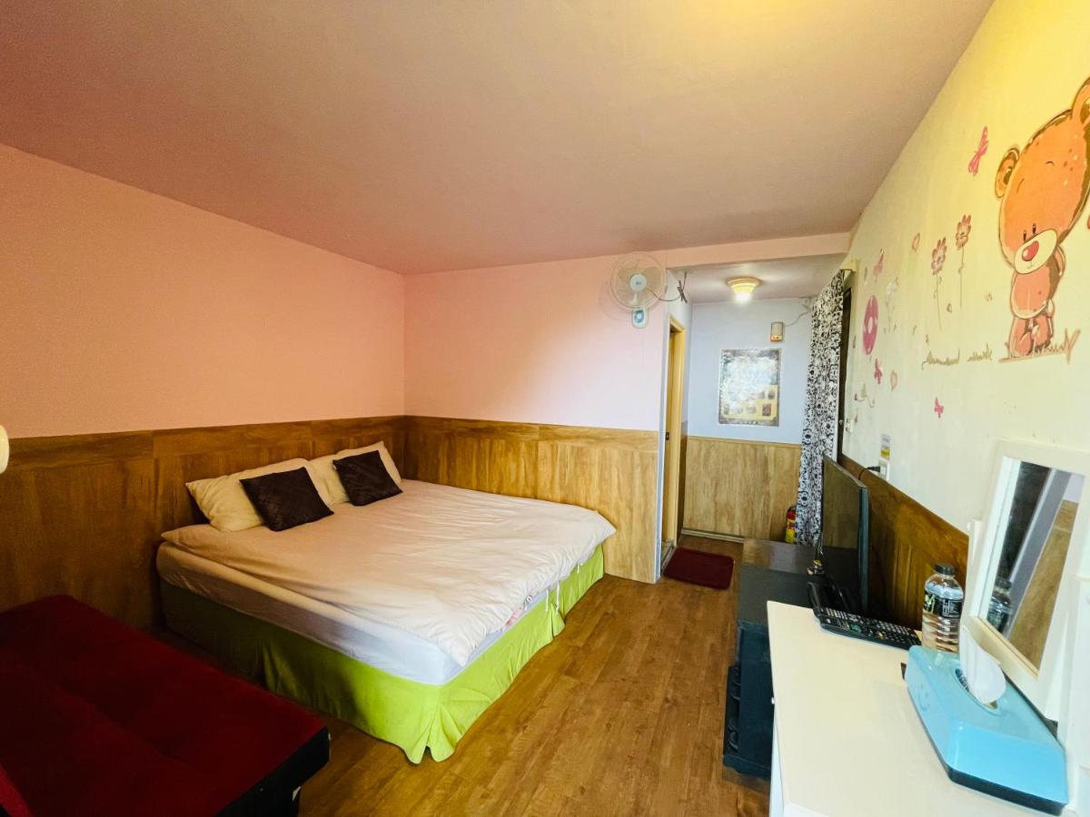 Linyuan Village - Housity