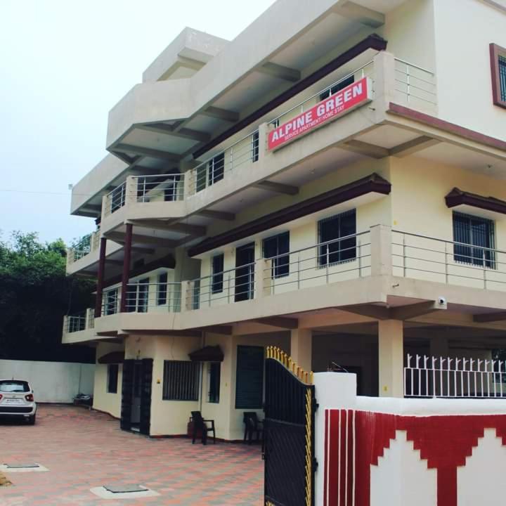 Alpine Green - Housity