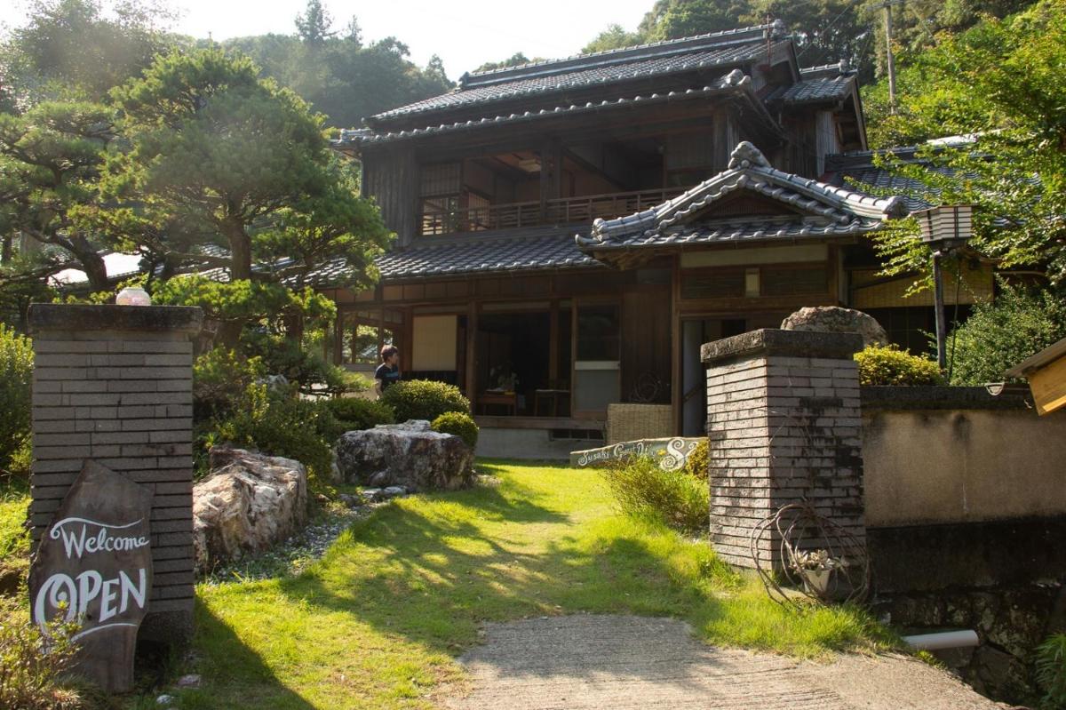 1st floor 6 tatami floor × 2 + wide edge - Housity