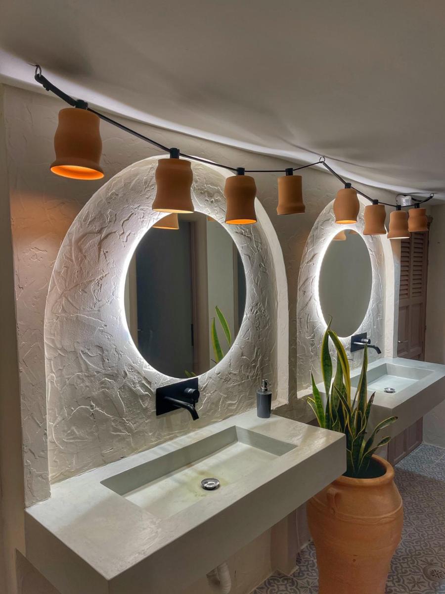 Trokadero Boutique Hotel - Housity
