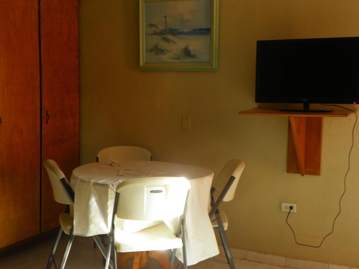 Suitetrails - Pavillon Des Receptions & Hotel