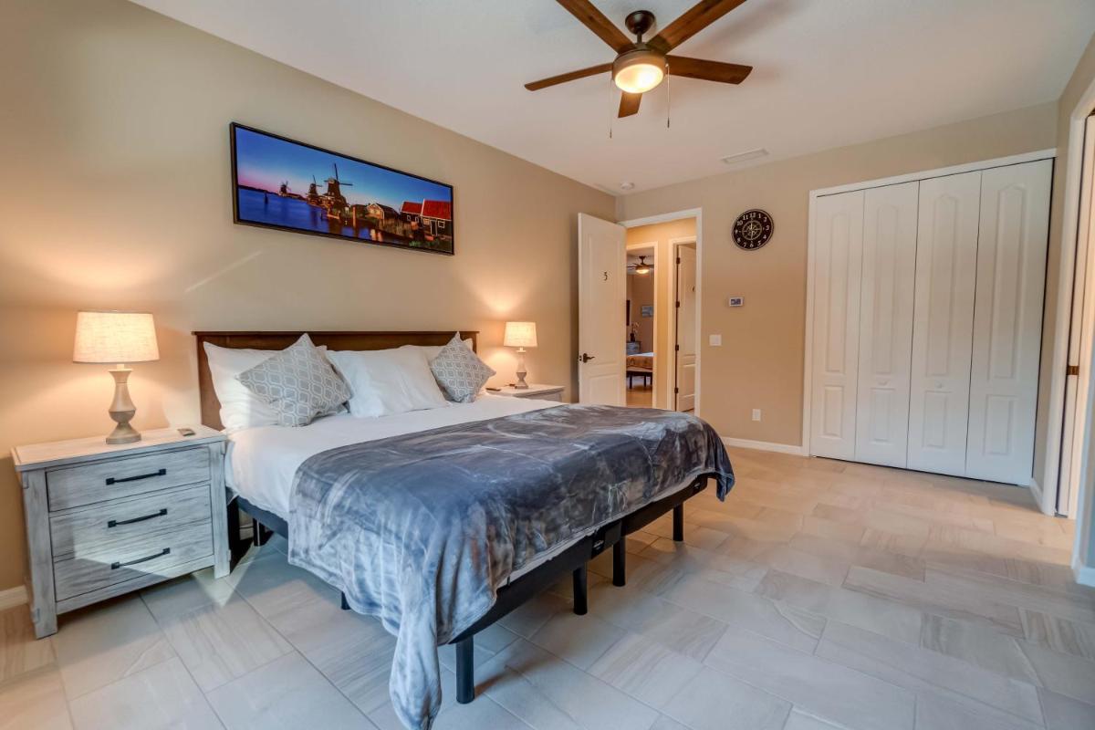 Short term vacation rental luxury B&B CTH - Housity