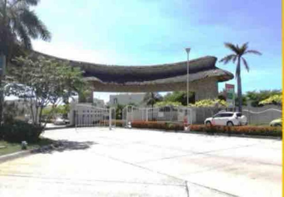 Acapulco Marina diamante departamento con alberca y club náutico - Housity