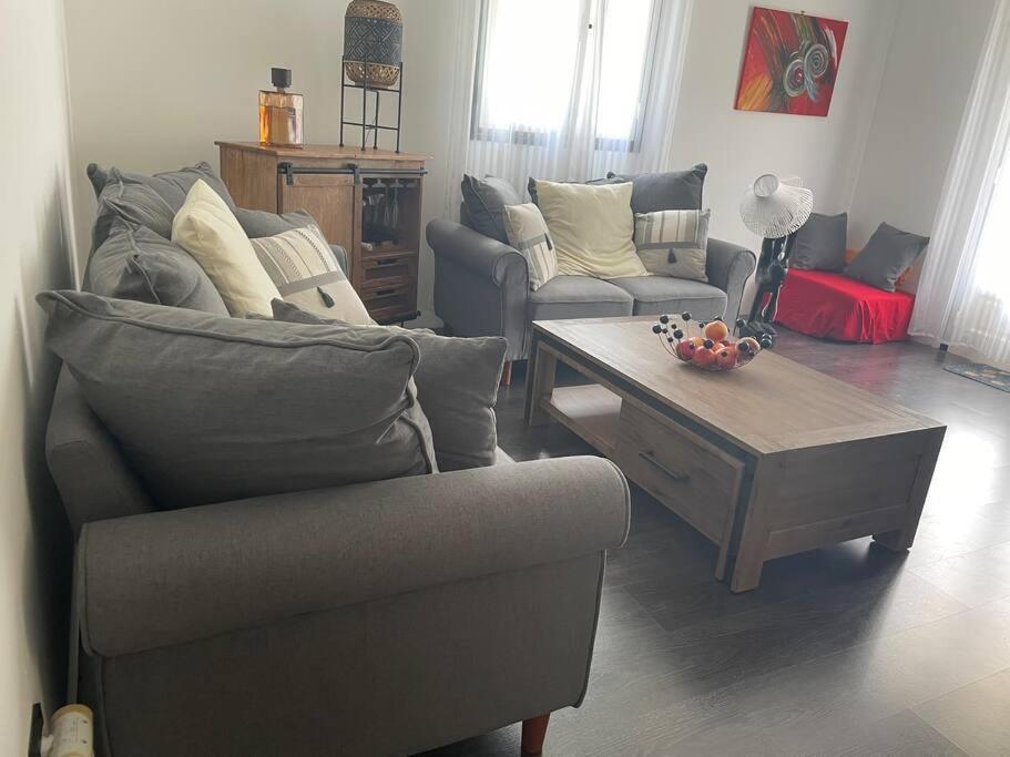 Petite maison chaleureuse et fonctionnelle - Housity