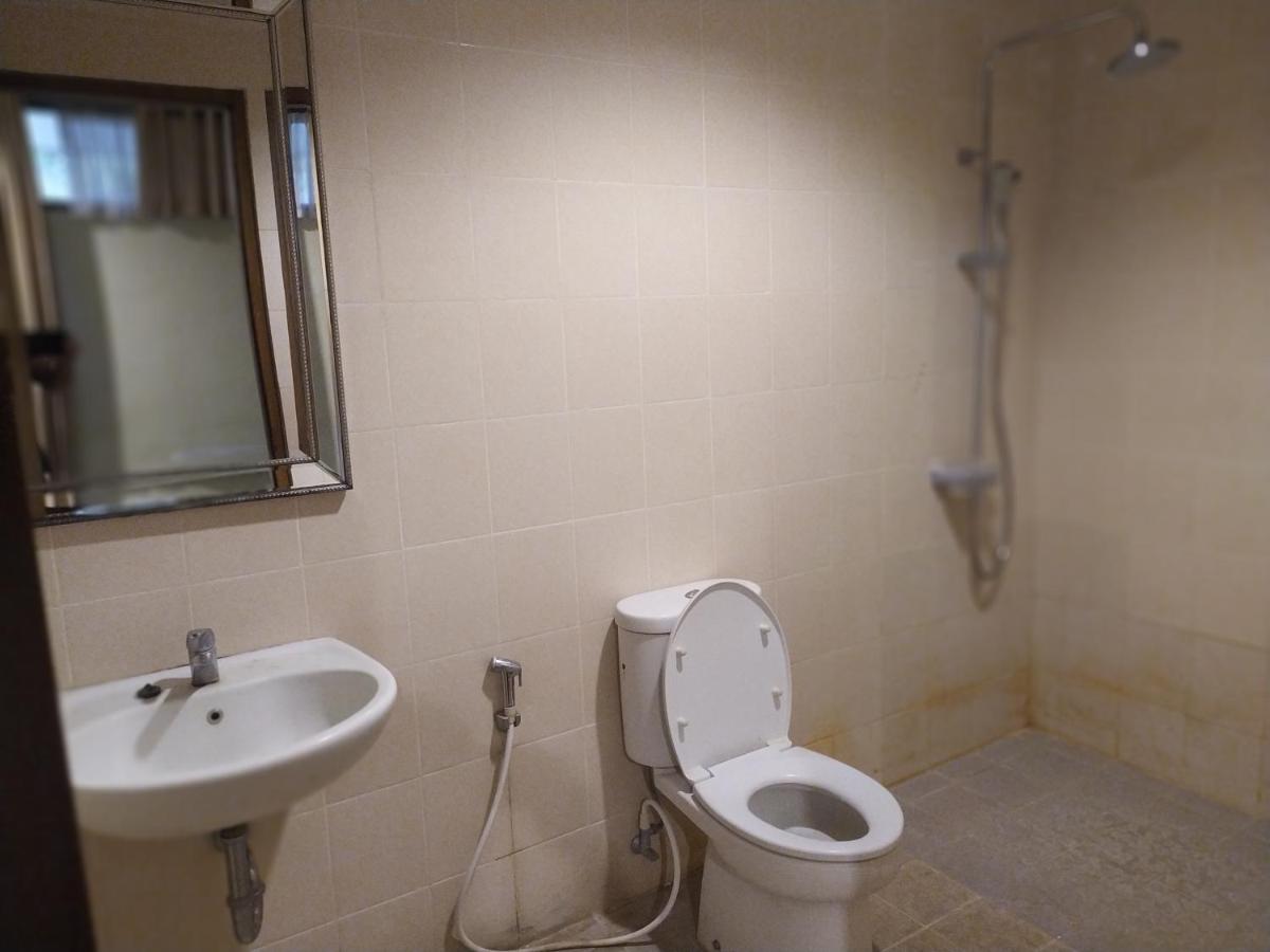 Kirana Guest House - Housity