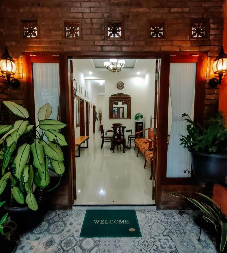 ARGOSARI HOMESTAY SALATIGA - Housity