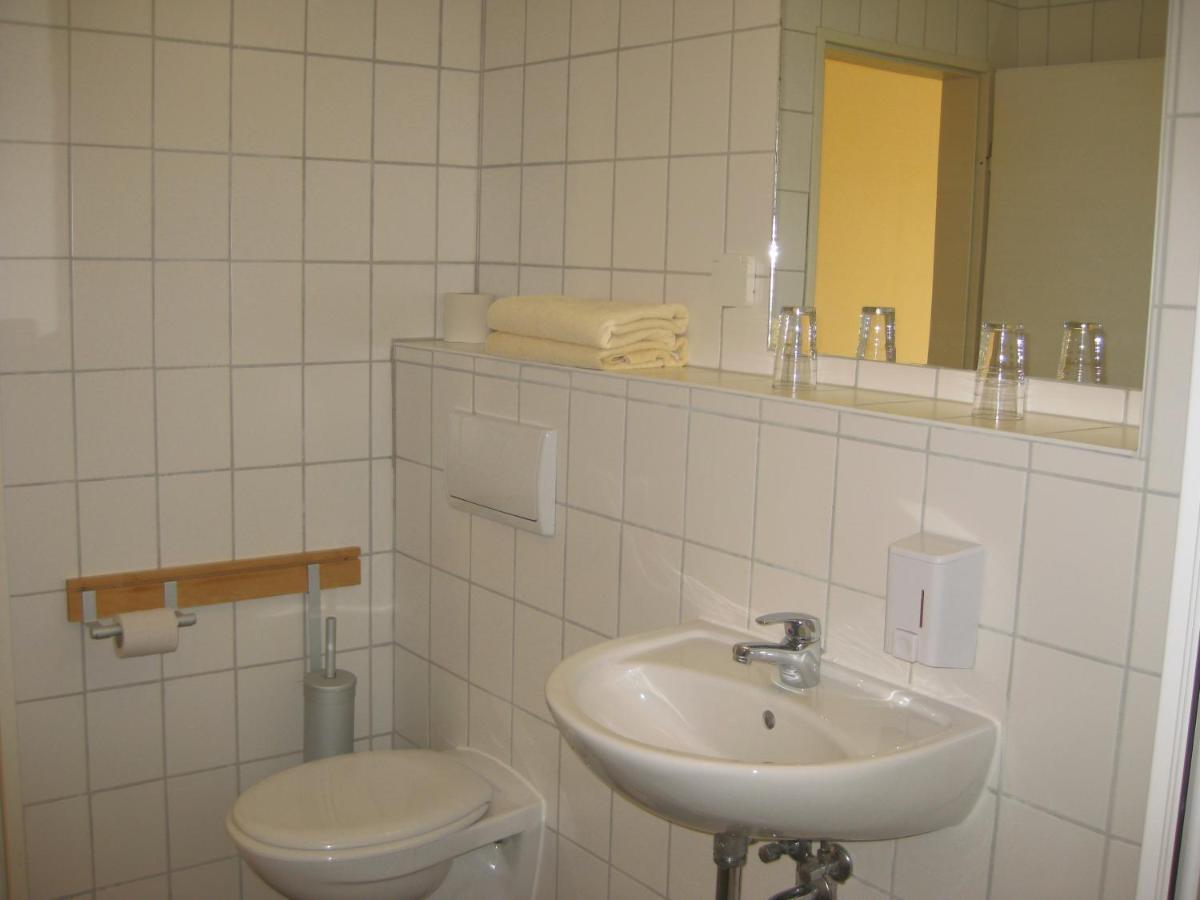 Doppelzimmer Gästehaus Mühlenstein - Housity