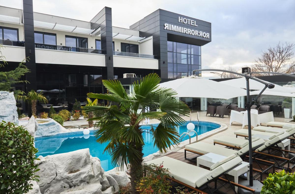 Hotel Mirror - Hizvo