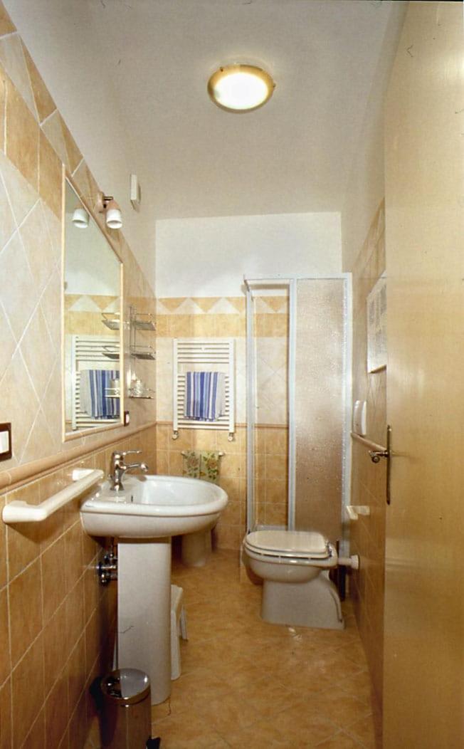 Vatican Low Cost - Housity
