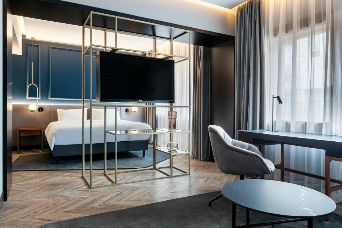 Cama o camas de una habitación en Radisson Collection Bilbao