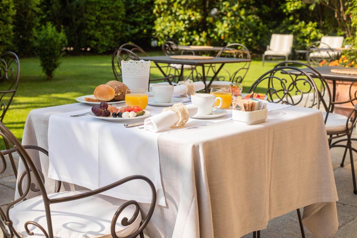 Villa Palmira Kinderfreies Hotel - Housity