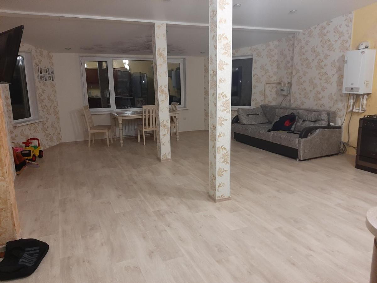 2 x komnatnaia kvartira tarko sale - Housity