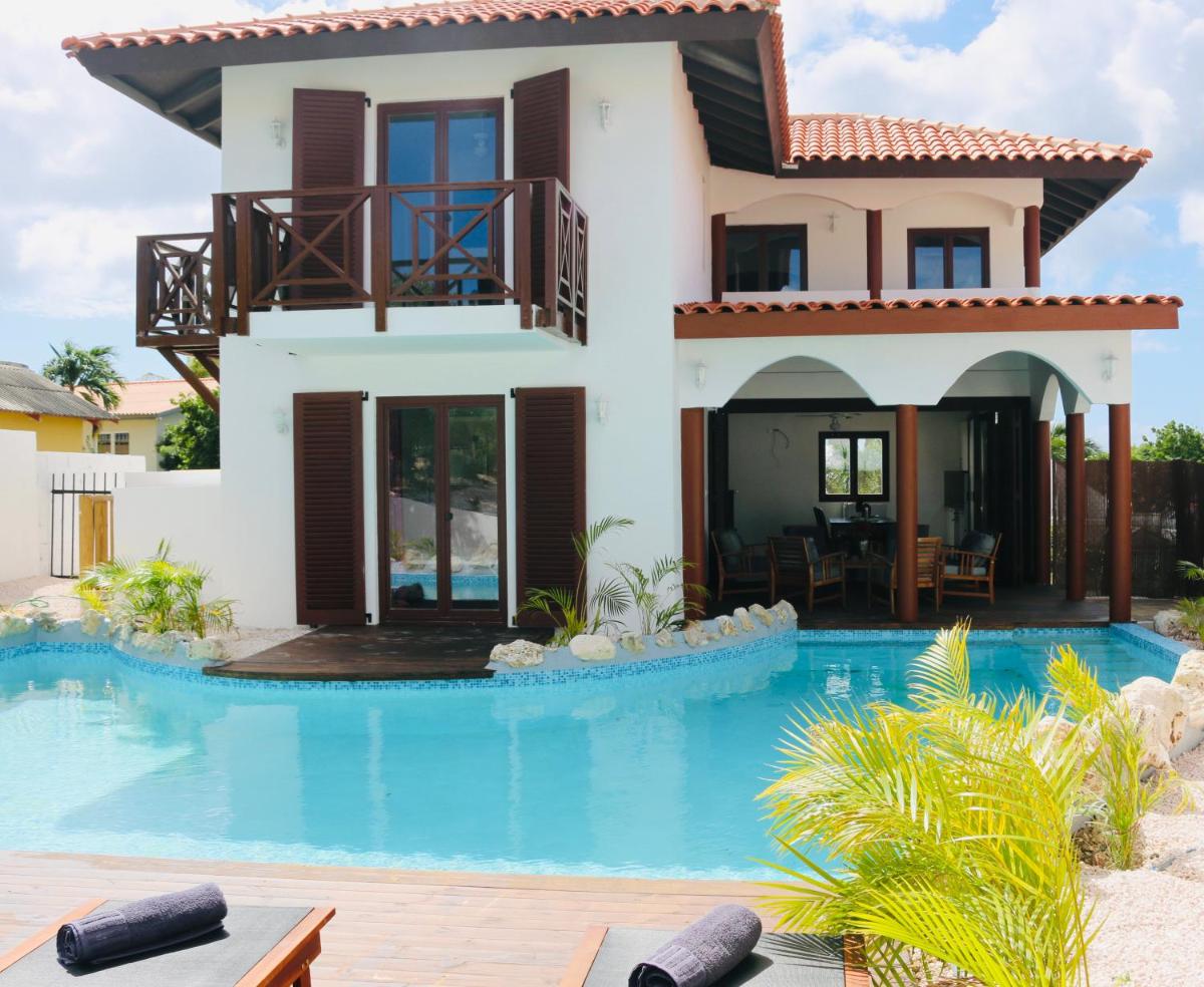 Neue Villa TROPIC PARADISE - Housity