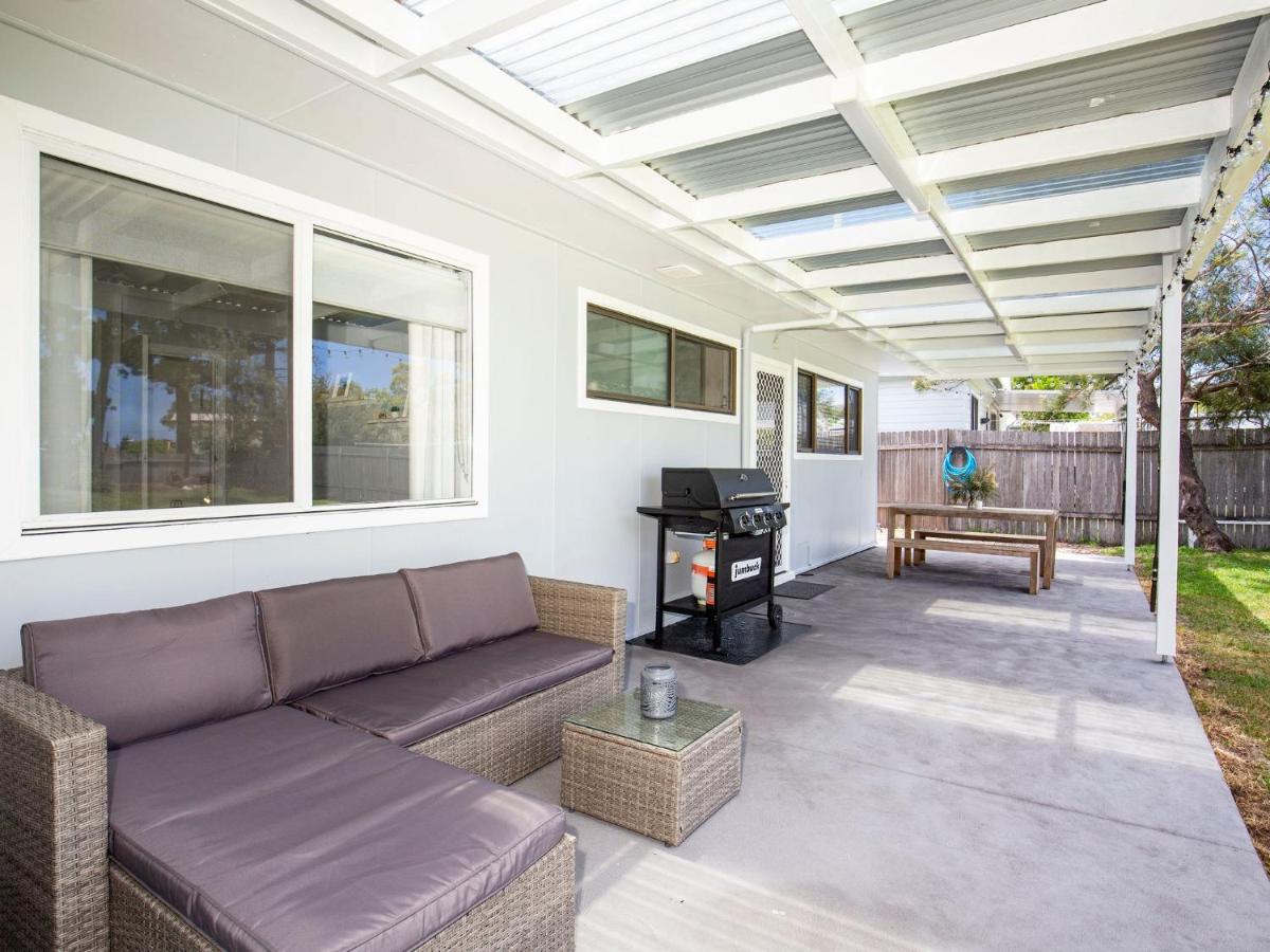 Roskell Retreat Pet Friendly 5 Mins Walk to Beach - Housity