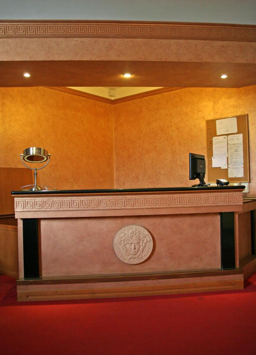 Apartments Dekoros - Housity