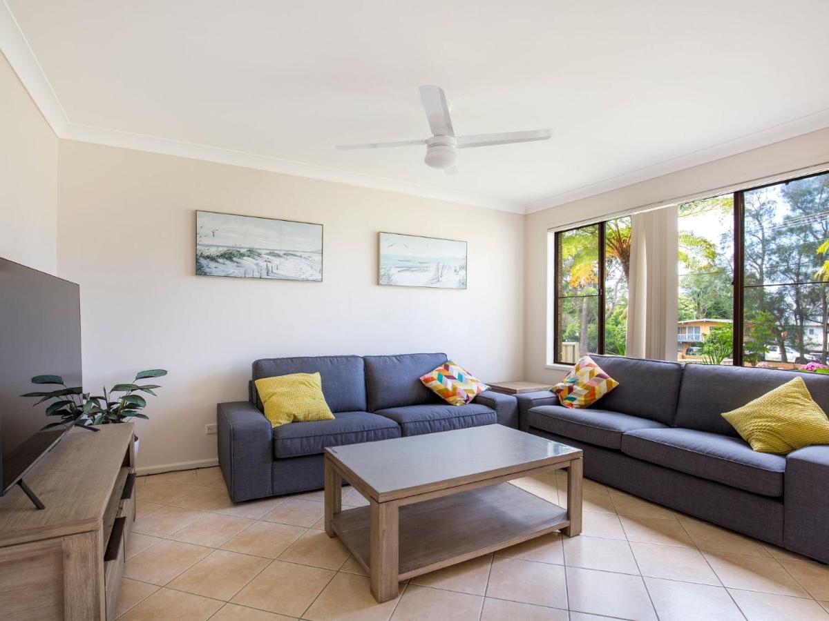 Sunsets Pet Friendly 10 Mins Walk to Beach - Housity