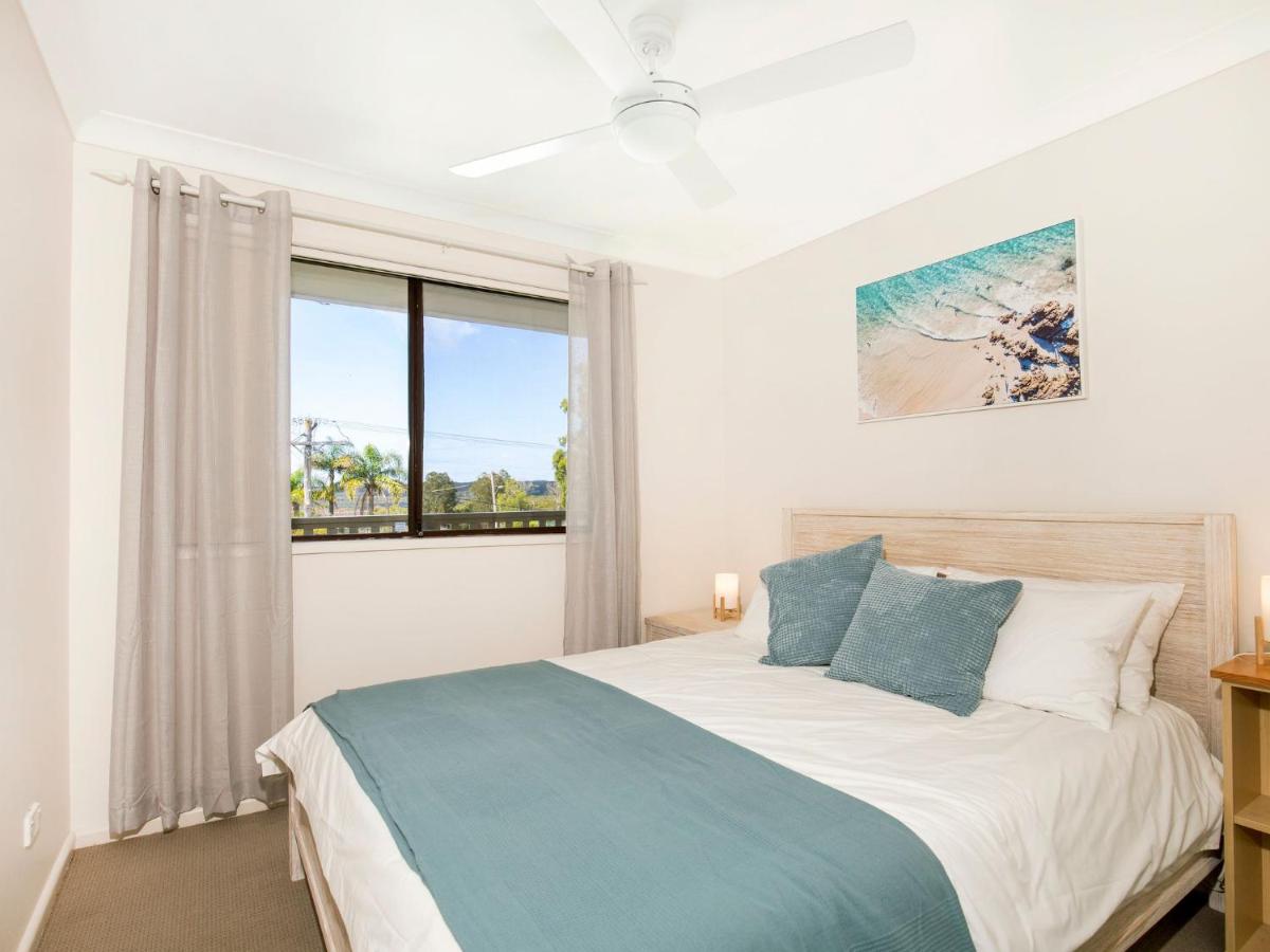 Sunsets Pet Friendly 10 Mins Walk to Beach - Housity