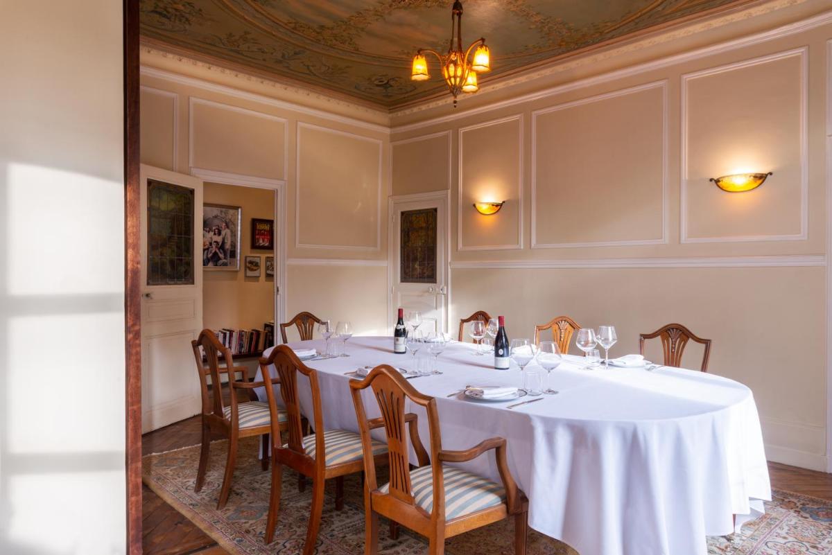 Photo de la galerie de l'établissement L'Hôtel, à Beaune