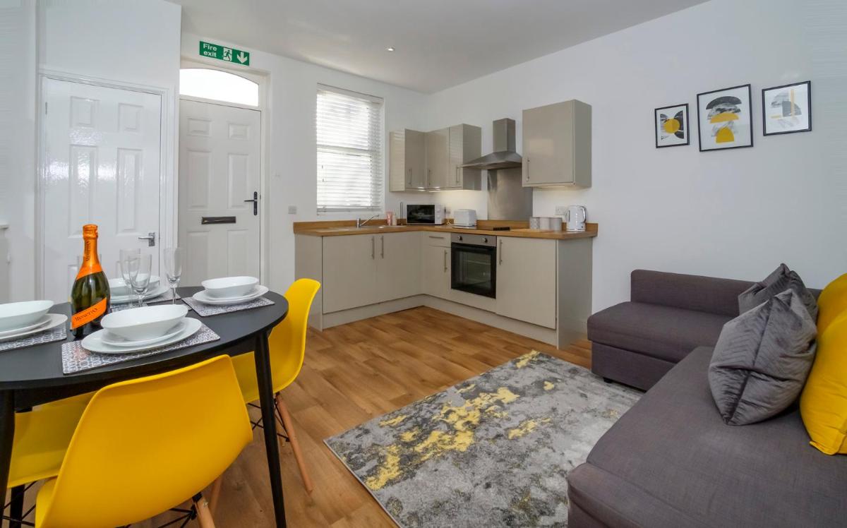 Henry Court Apartment 2 - Housity