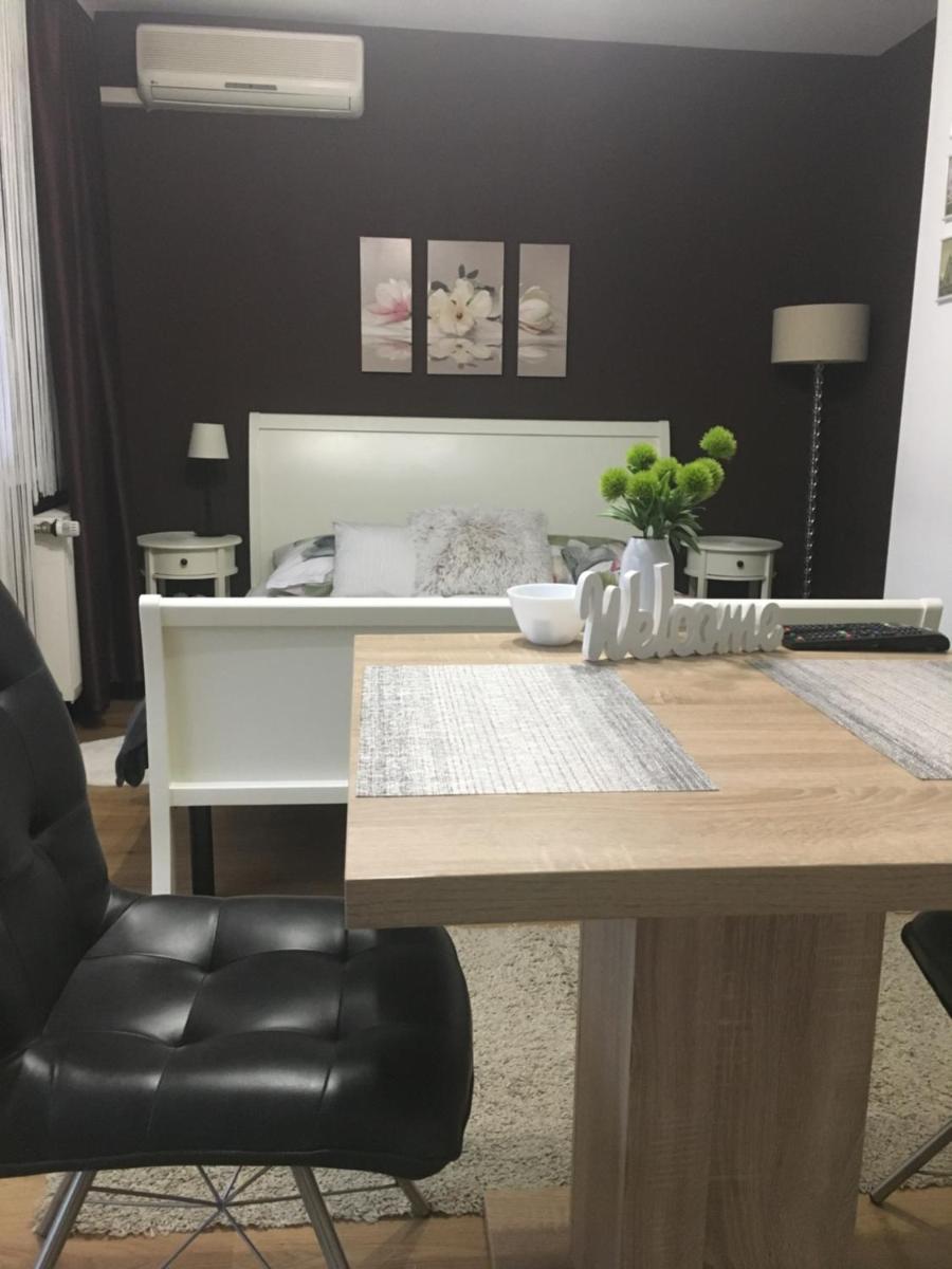 REoN Apartment No 8, Osijek - self CHECK IN - Housity
