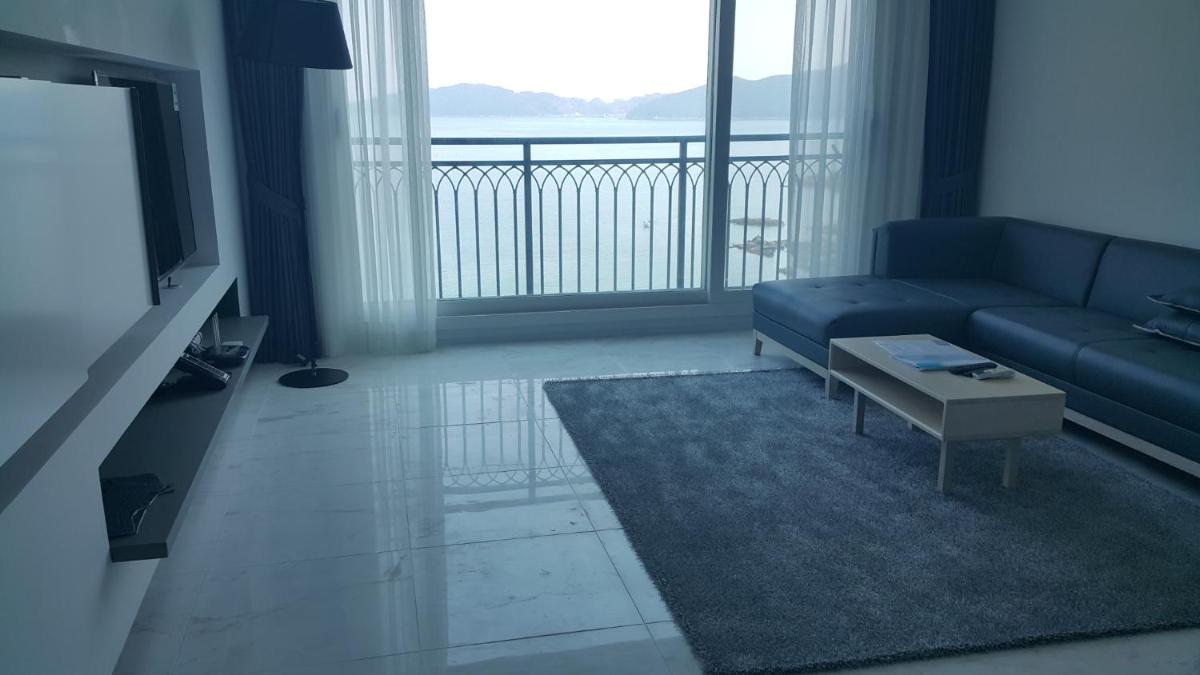 Ocean View - Housity