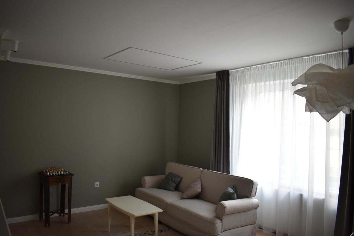 FLH - Grandparent's House- A small beautiful house - Housity