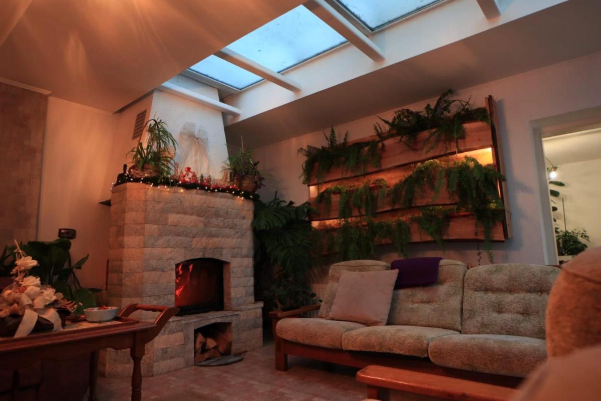 Vila cu Ciubar & Jacuzzi - Sunset Hill House - Housity