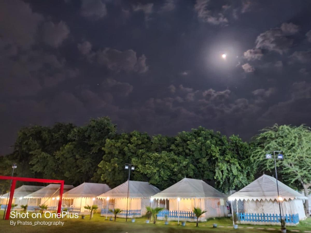 Agra Camps and Resort - Housity