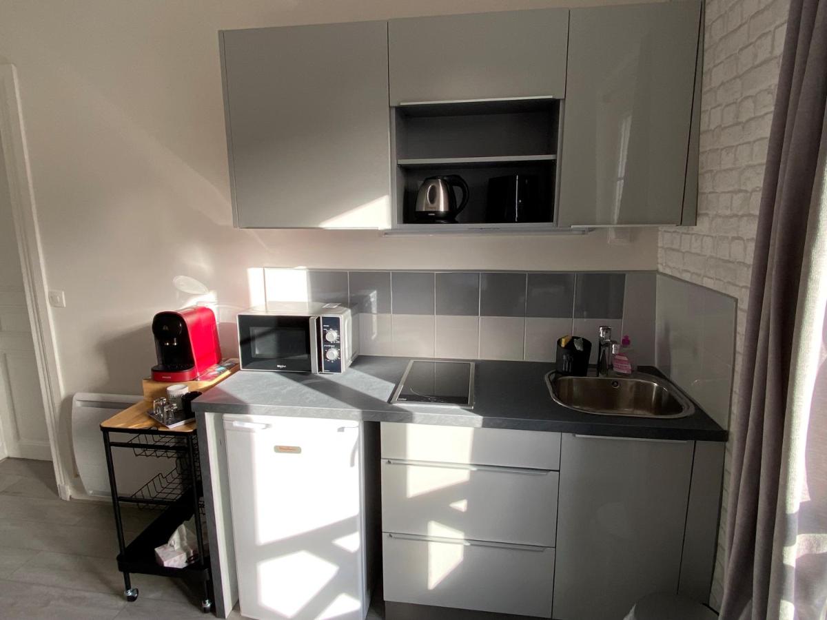 ENGHIEN-LES-BAINS : studio au coeur du centre ville - Housity