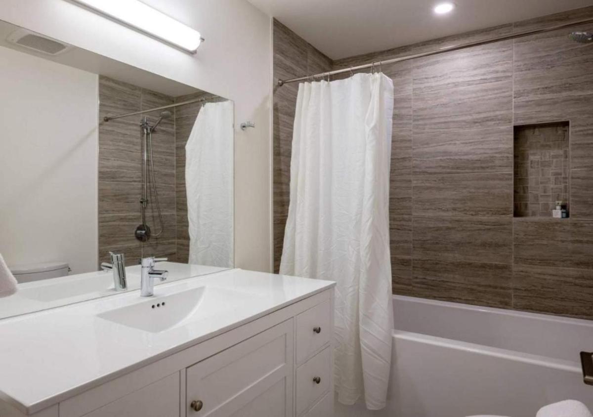Northern Lights 31 by MC Luxury Rentals - Housity