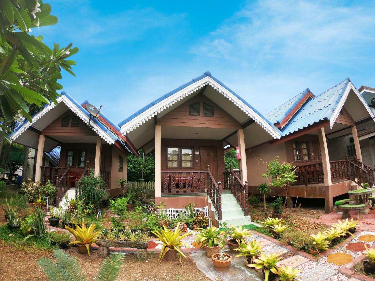 Thongsuwan Resort - Housity