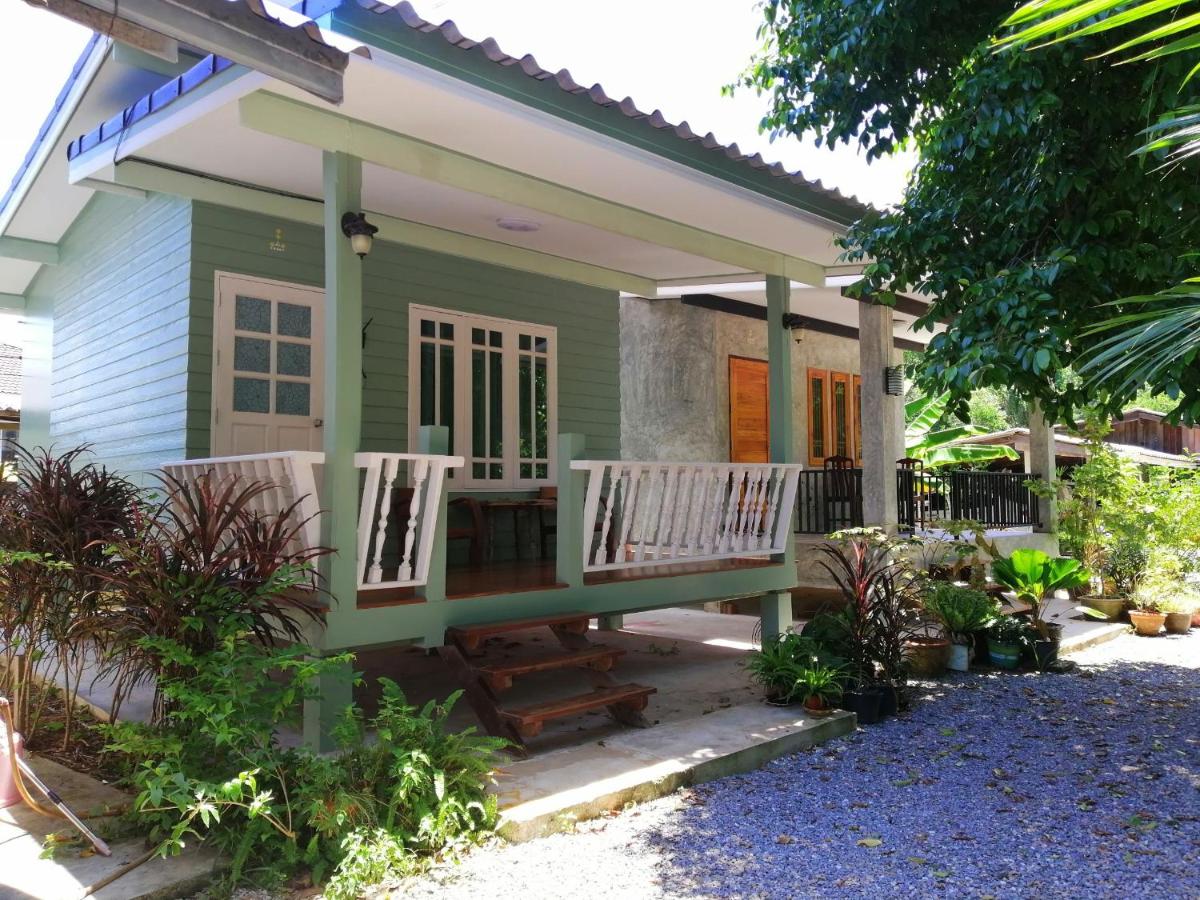 Thongsuwan Resort - Housity